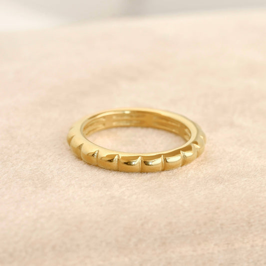 Emery Slim Ring